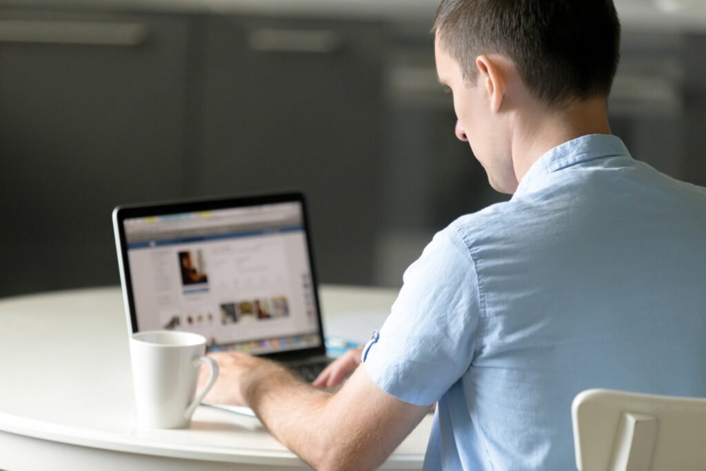 Why People Search for FandomWire LinkedIn Today